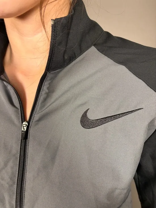 Nike Black & Gray Cropped Track Jacket - Picture 3 of 4
